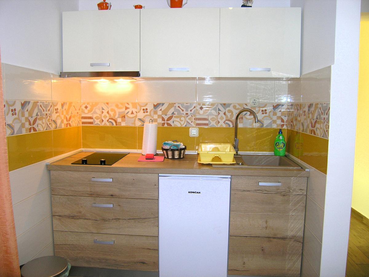 Apartman Braut Krk Town Exterior foto